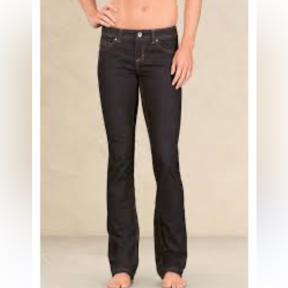 Athleta Frontier flare dark blue stretch Denim Jeans Size 8 women’s (tal…